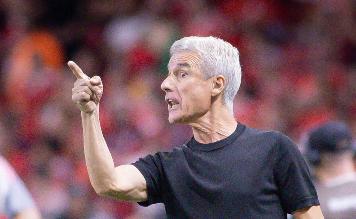 Grêmio Aproveita Pausa da Data FIFA para Reavaliar Estratégias Após Decisão de Luís Castro