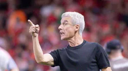 Luis Castro, técnico do Grêmio.