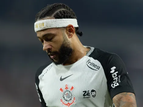 Memphis Depay chega a 10 jogos sem gols pelo Corinthians.