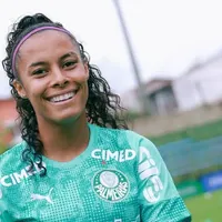 Emily Assis ressalta foco do Palmeiras para enfrentar o Corinthians