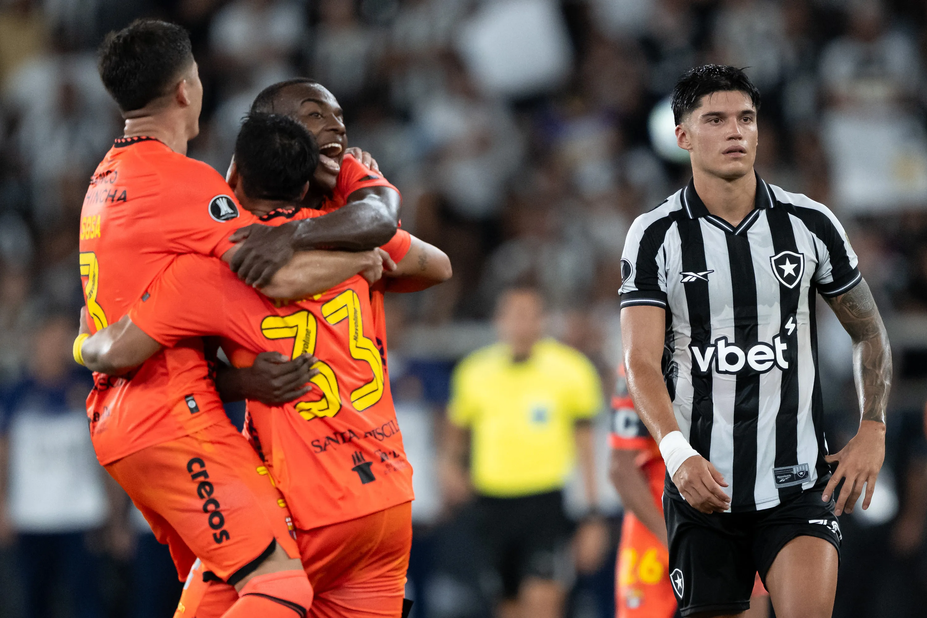 Botafogo perdeu para o Barcelona de Guayaquil e foi eliminado da Libertadores. Foto: Jorge Rodrigues/AGIF