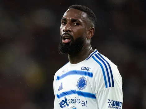 Leitura labial expõe recusa de Gerson à camisa do Flamengo e cena 'bomba'