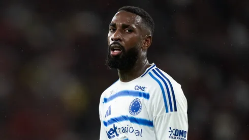 Gerson não ficou com camisa do Flamengo após a derrota do Cruzeiro no Maracanã
