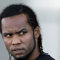 Carlos Alberto é expulso de condomínio após denúncias de 'orgias e tiros'