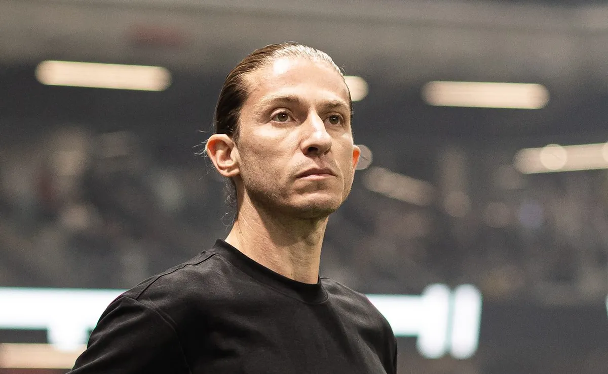 Após deixar o Flamengo, Filipe Luís quebra o silêncio e fala sobre saída e admite momento ruim no início do ano