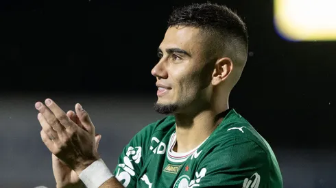 Andreas Pereira do Palmeiras comemoram vitoria ao final da partida contra o Novorizontino no estadio Jorge Ismael de Biasi pelo campeonato Paulista 2026. Foto: Joisel Amaral/AGIF