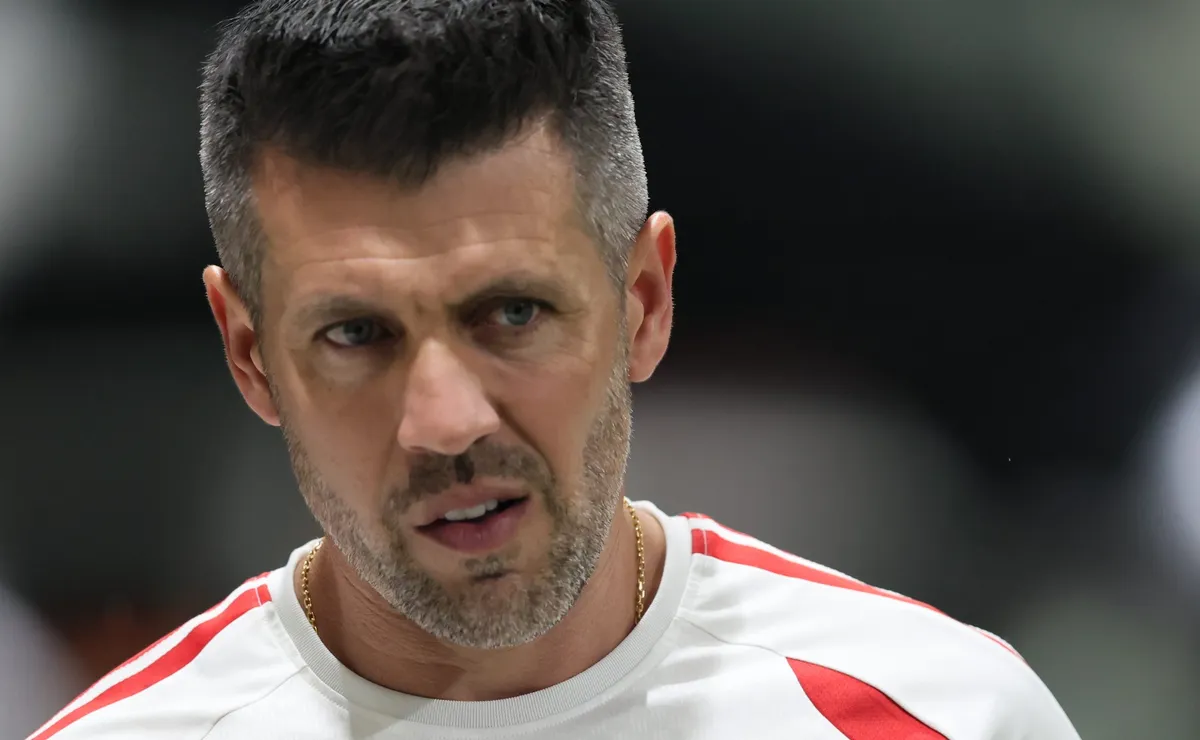 Após Data FIFA, Pezzolano define mudanças no Inter e monta time com novidades contra o São Paulo