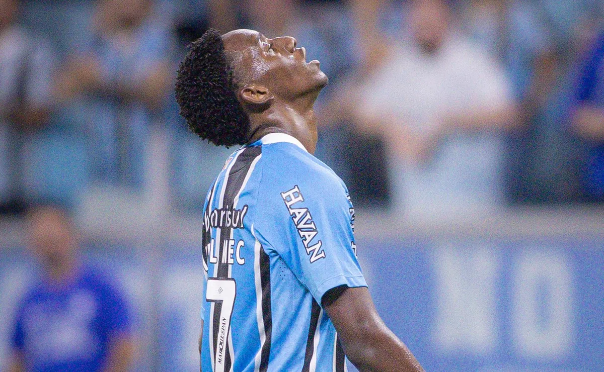 Gabriel Mec em Evidência: Grêmio Adota Estratégia de Venda Superior a R$ 120 Milhões