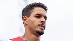 Veríssimo durante partida do Peixe no Paulistão de 2020