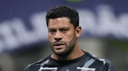 Hulk durante partida do Galo na elite
