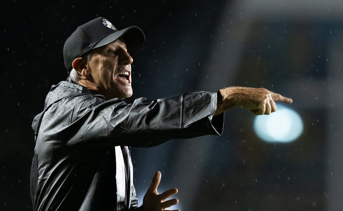 Renato Gaúcho detalha trabalho psicológico essencial que realizou de maneira imediata no Vasco