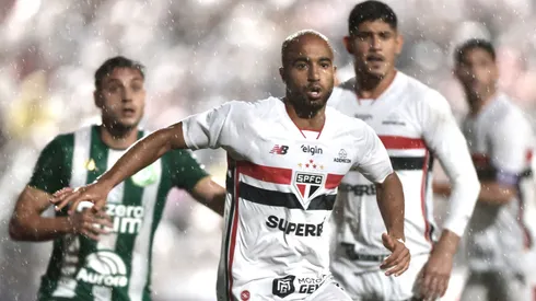 Defesa do São Paulo reage após fim turbulento de 2025 e vira trunfo na liderança do Brasileirão - Foto Marcello ZambranaAGIF