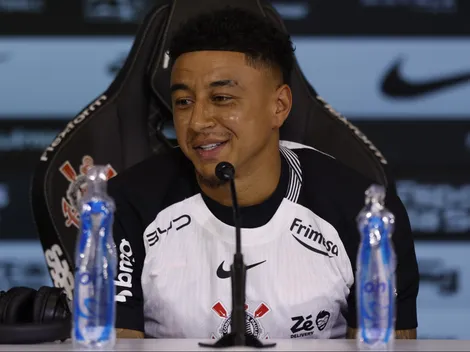Jesse Lingard não vai estrear em Santos x Corinthians