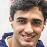 Rodriguinho brilha pelo Bragantino antes de reencontrar o São Paulo