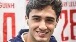 Rodriguinho começou o jogo contra o Grêmio no banco de reservas