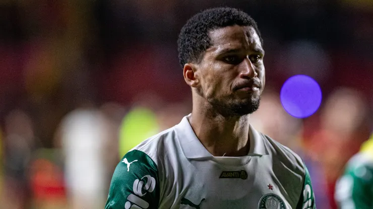 Murilo está fora por tempo indeterminado.