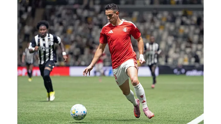 Rafael Borré (Internacional) durante jogo contra o Atlético-MG, no dia 11.03.2026. Foto: APS / Alamy