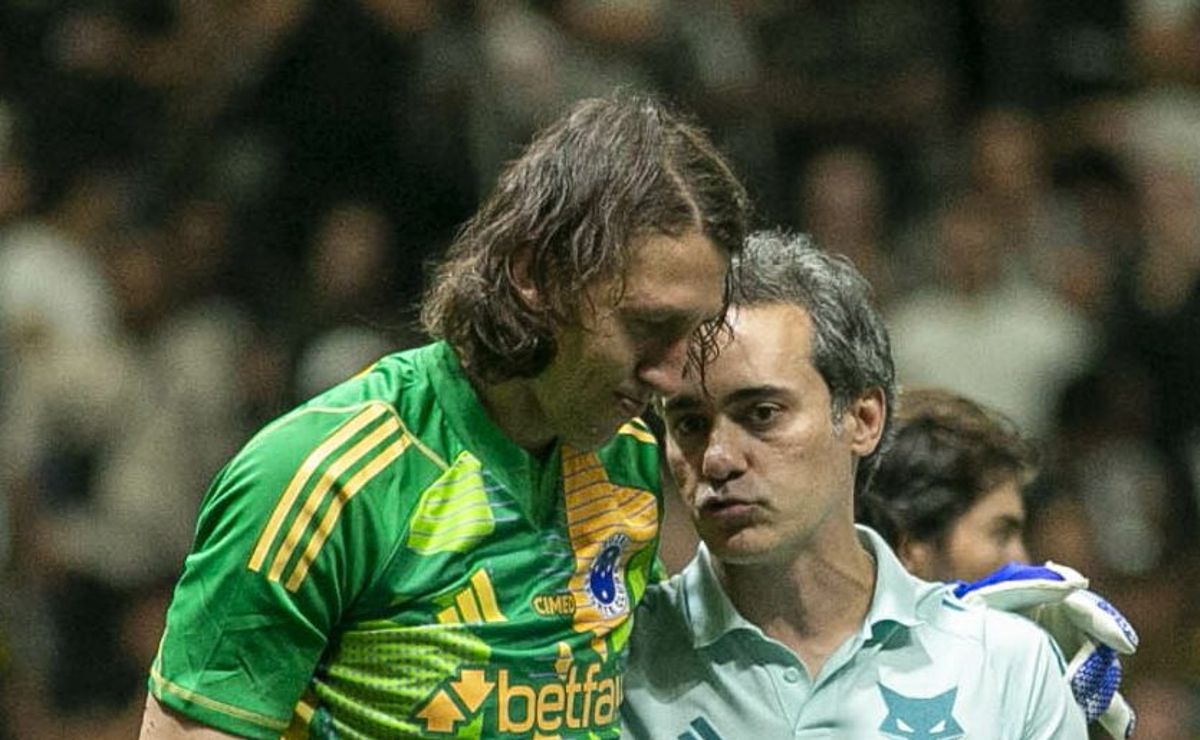 Após grave lesão de Cássio, Cruzeiro define novo goleiro titular e escolhe Matheus Cunha