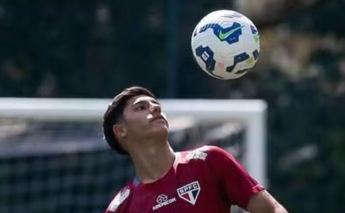 Elogiado por Roger Machado, Nicolas Bosshardt, joia do São Paulo, fica de fora da convocação da Seleção Sub-20