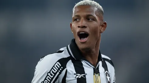 Danilo não deve deixar o Botafogo nesta janela - Foto: Jorge Rodrigues/AGIF