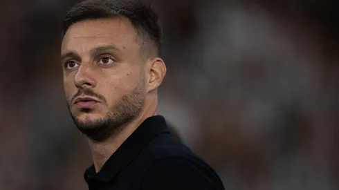 Retorno de Júnior Santos vira trunfo para Anselmi tentar ajustar ataque do Botafogo - Foto Jorge RodriguesAGIF