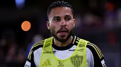 Alexsander jogador do Atletico-MG durante entrada em campo para partida contra o Bragantino no estadio Cicero De Souza Marques pelo campeonato Brasileiro A 2025. Foto: Fabio Giannelli/AGIF