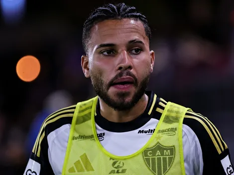 Alexsander volta aos treinos e vira opção no Atlético-MG