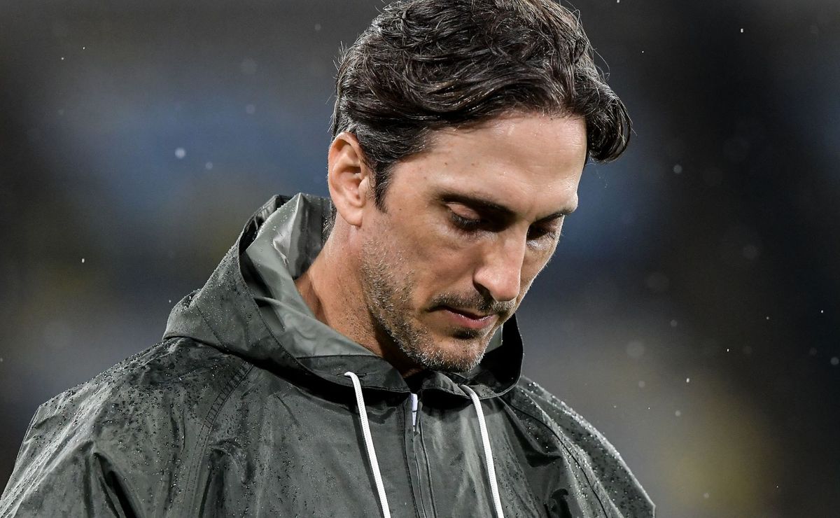 Zubeldía revela problema no coração e reflete sobre pressão da carreira no futebol