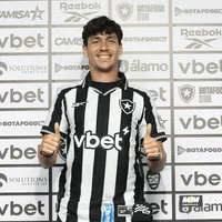 Ferraresi revela contato com Savarino antes de chegar ao Botafogo