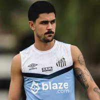 Ex-Santos, João Basso foi oferecido ao Internacional nesta janela