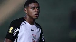 Gui Negão deve perder a titularidade no clássico.