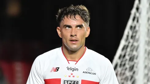 Enzo Diaz jogador do Sao Paulo durante partida contra o Gremio no estadio Morumbi pelo campeonato Brasileiro A 2026. Foto: Jota Erre/AGIF