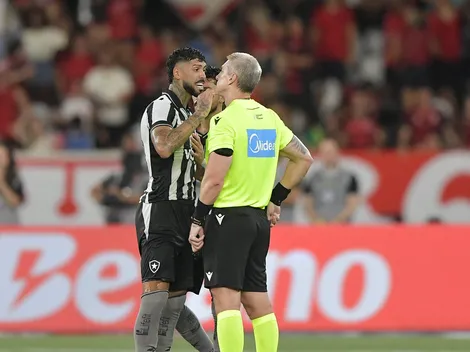 Daronco esclarece expulsão de Barboza em Botafogo x Flamengo