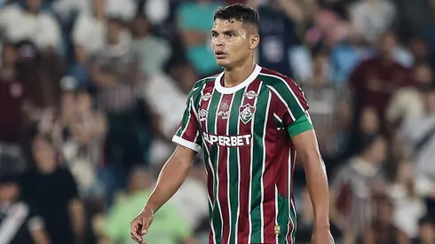 Thiago Silva atualmente defende o Porto