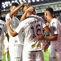 Santos defende invencibilidade de quase cinco meses na Vila Belmiro.