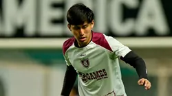 Miguelito, meia boliviano do Santos