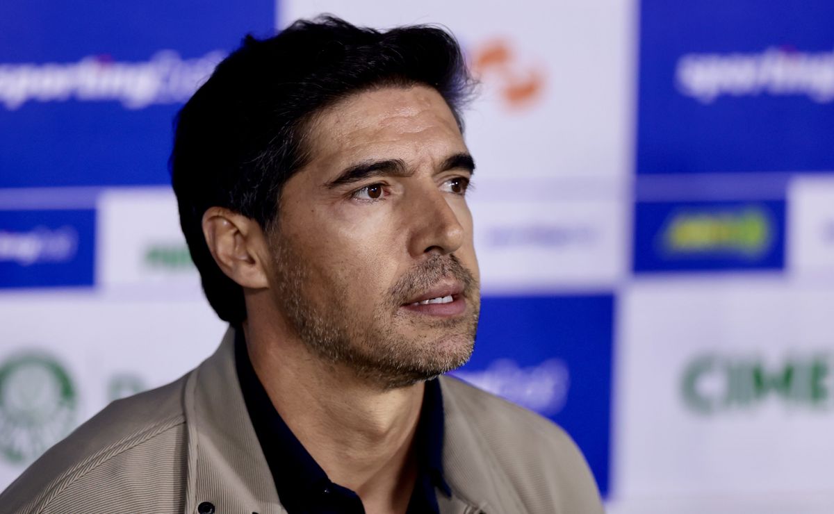 Defesa do Palmeiras preocupa após sofrer gols em todos os jogos do Brasileirão