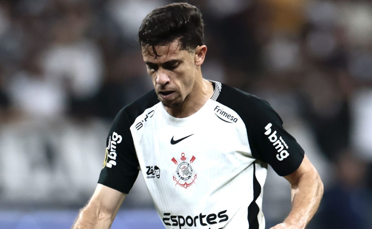 Gabriel Paulista comete erro bizarro na frente de Neymar e Gabigol aproveita em Santos x Corinthians