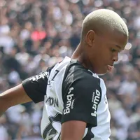 Jhonson volta a marcar e recebe apoio de Emily Lima