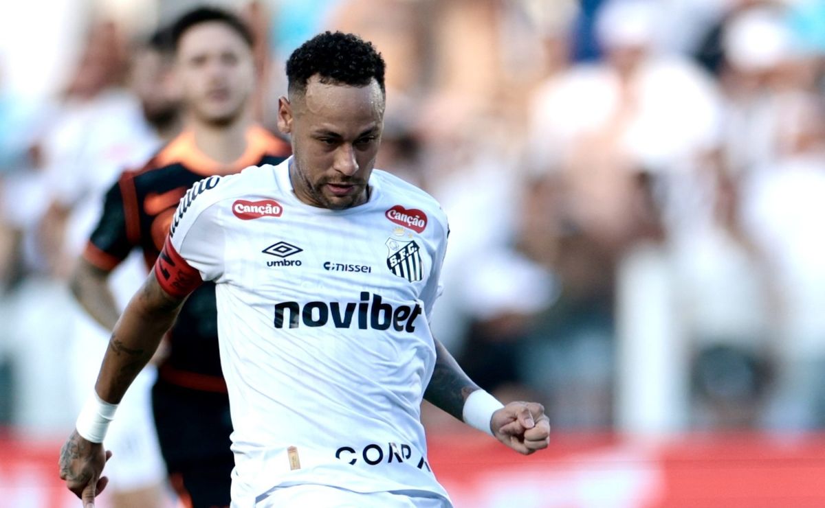 Neymar critica diretoria do Santos e detona gramado após empate no clássico contra o Corinthians