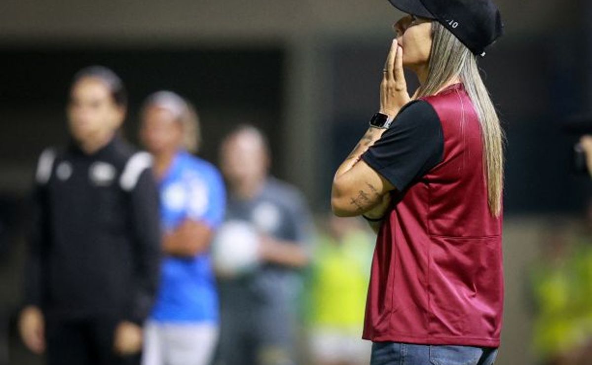 Emily Lima destaca Dérbi histórico com duas técnicas e projeta sequência no Corinthians