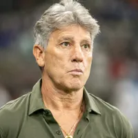 Expulsão de Cauan Barros atrapalha estratégia de Renato Gaúcho contra o Cruzeiro