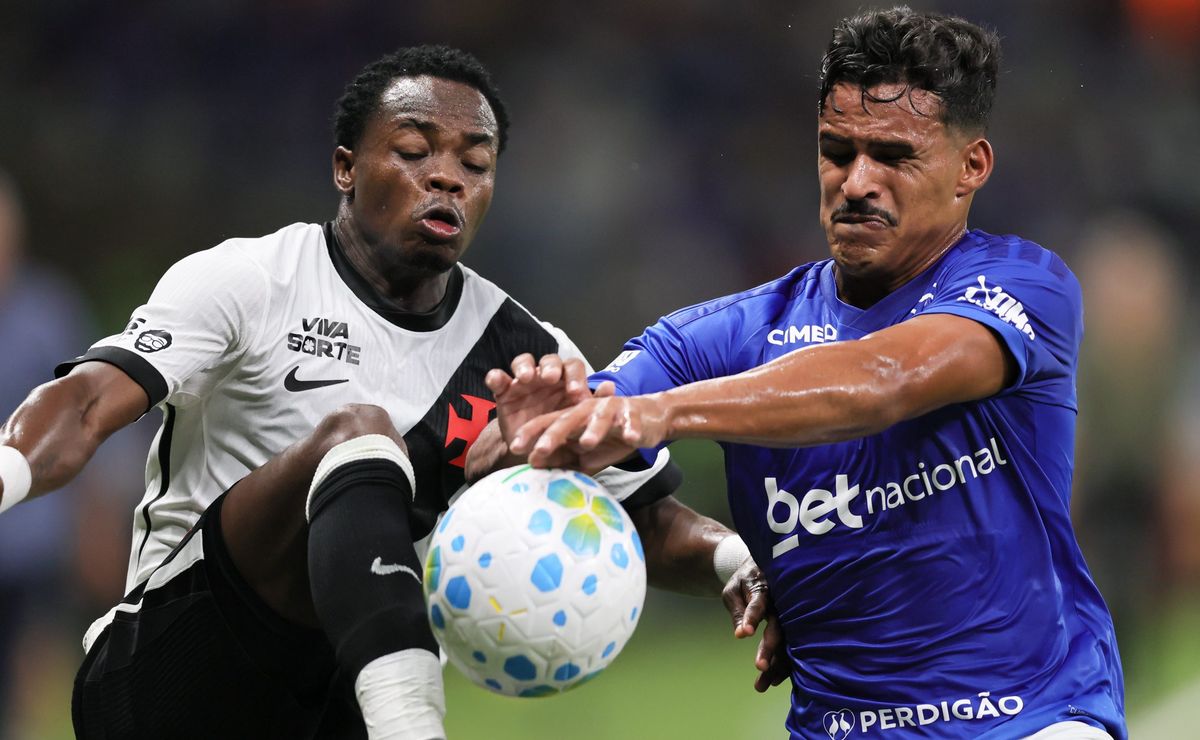 Cruzeiro consegue evitar derrota para o Vasco com gol no fim, mas Tite segue pressionado