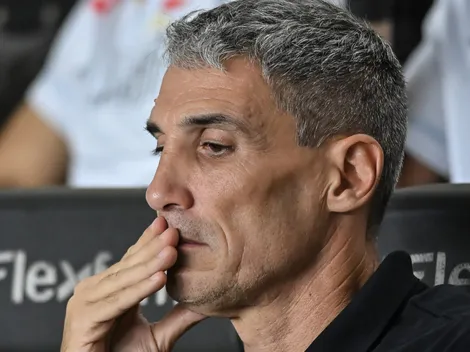 Reunião nesta segunda pode definir saída de Vojvoda do Santos