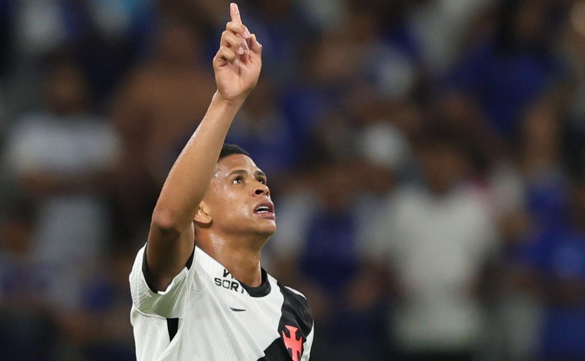 Renato Gaúcho expõe conversa com Cauan Barros sobre expulsão e detalha erro que prejudicou o Vasco