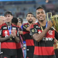Flamengo planeja renovar com Alex Sandro após Copa do Mundo