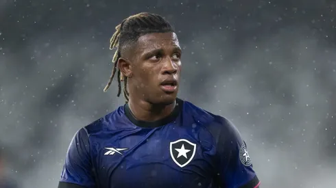 - Danilo, meia revelado pelo Palmeiras e hoje no Botafogo