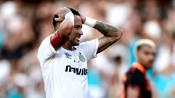 Neymar Jr jogador do Santos lamenta durante partida contra o Corinthians no estadio Vila Belmiro pelo campeonato Brasileiro A 2026. Foto: Marcello Zambrana/AGIF
