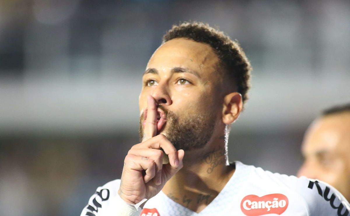 Diretoria do Santos se irrita com declarações de Neymar sobre o gramado: “Ele foi muito infeliz”