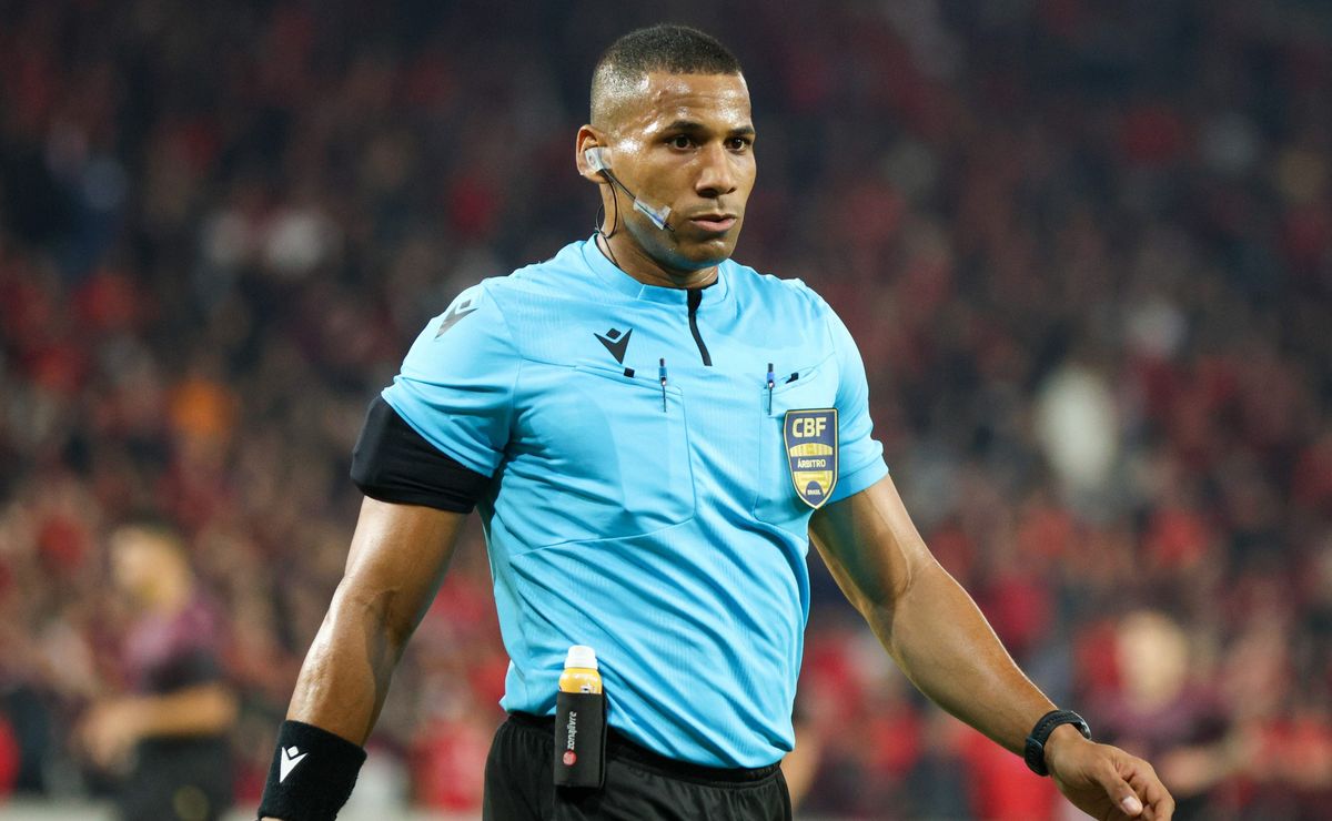 CBF define arbitragem de Chapecoense x Grêmio pela 6ª rodada do Brasileirão